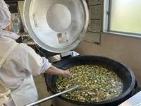 スープの温度もしっかり測定しています。