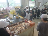 ハニー牧場で休憩、お土産購入